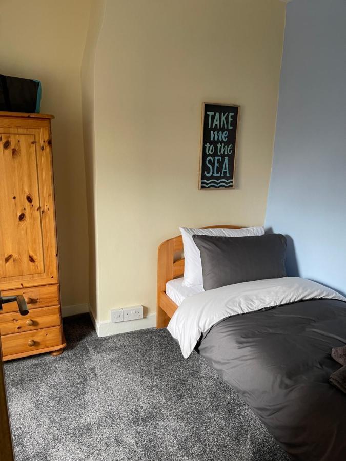 Harbour View Holiday Let - Entire 3 Bedroom Maisonette With Spectacular Harbour And Sea Front Views Sleeps 5 Bridlington Exterior foto